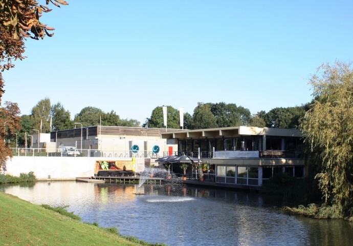 Binnenvaartsoos Zwijndrecht Kerstfeest in het Develpaviljoen
